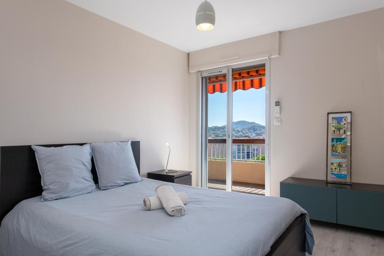 Le Cadet - Vue Panoramique Ville Et Baie De Sanary Sur Mer, Parking & Terrasse - 2 A 4 Pers 외부 사진